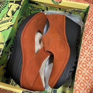 FLY LONDON “Cupido”  Mary Jane shoes/wedges. Suede/New w/box